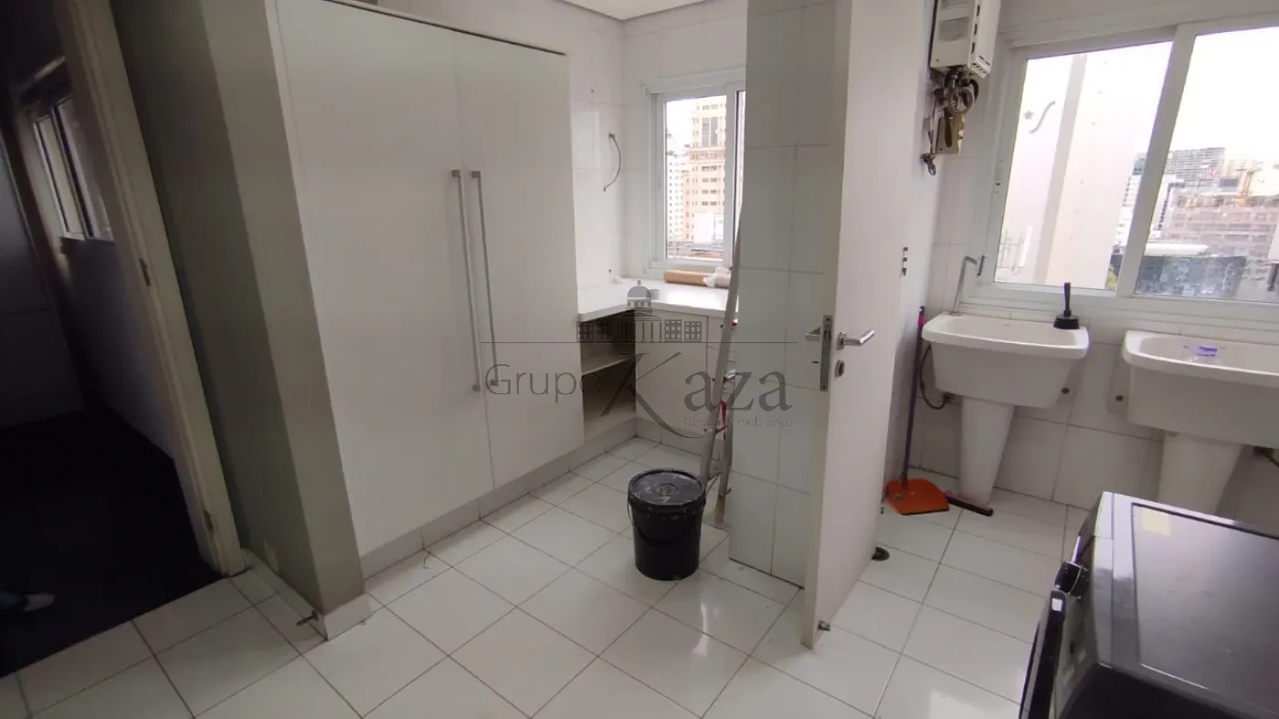 Foto 25 de Apartamento Padrão em Vila Nova Conceição, São Paulo - imagem 25