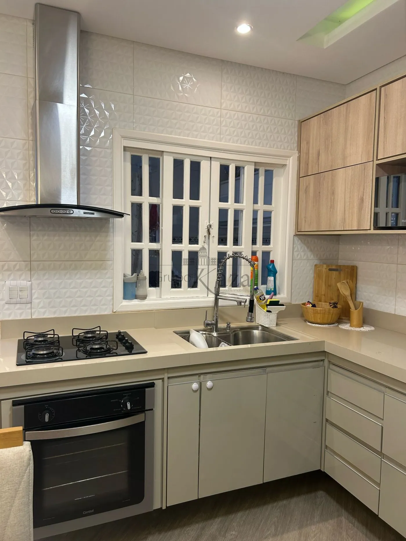 Foto 6 de Casa Padrão em Jardim Santa Inês III, São José dos Campos - imagem 6