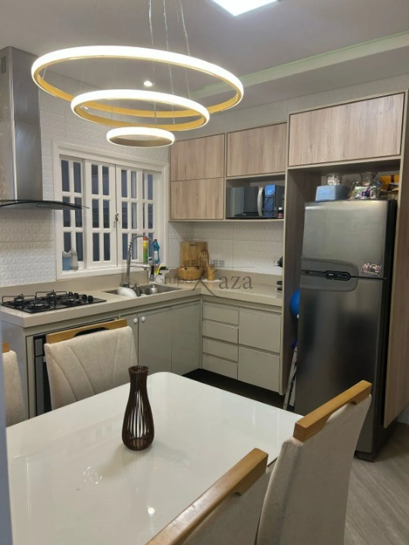 Foto 5 de Casa Padrão em Jardim Santa Inês III, São José dos Campos - imagem 5