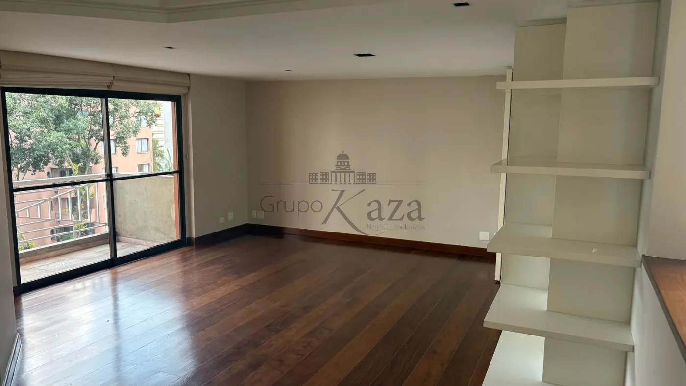 Foto 1 de Apartamento Padrão em Moema, São Paulo - imagem 1