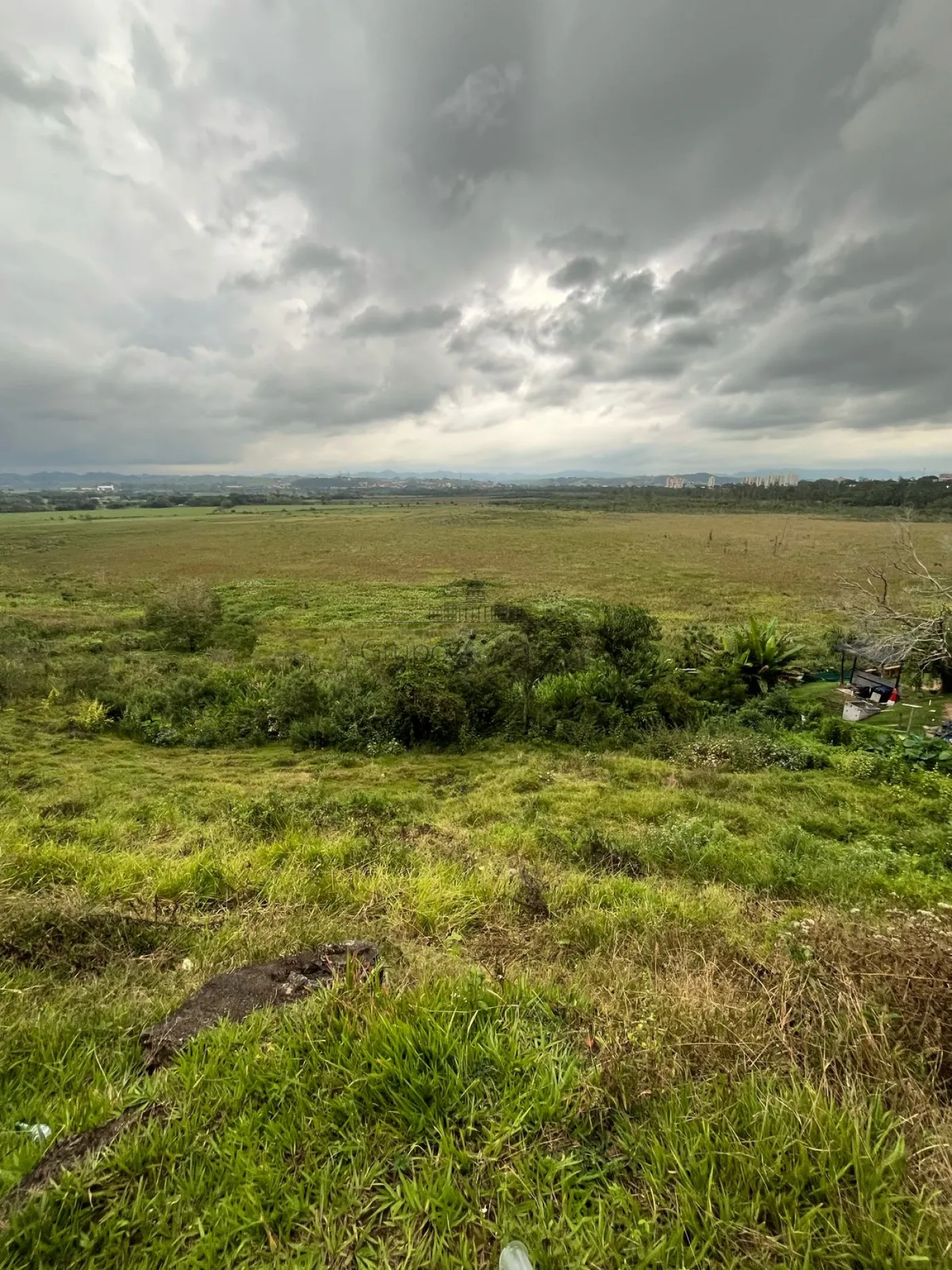Foto 3 de Terreno Padrão em Jardim Nova América, São José dos Campos - imagem 3