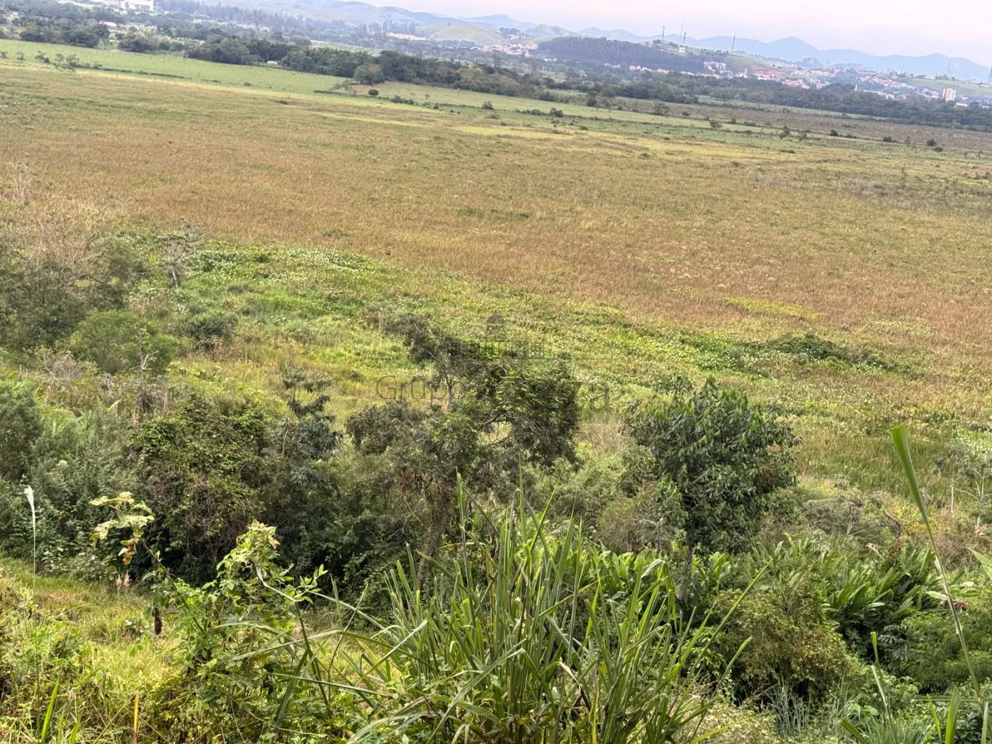 Foto 3 de Terreno Padrão em Jardim Nova América, São José dos Campos - imagem 3