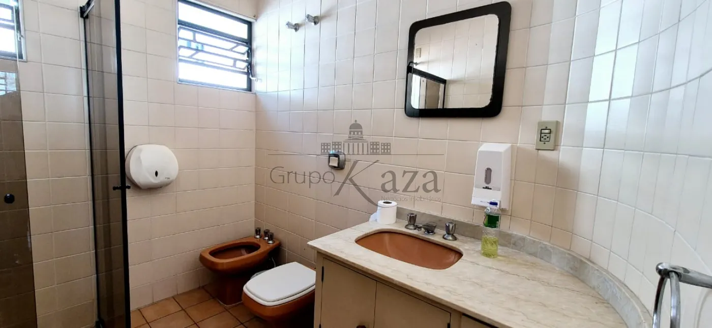 Foto 16 de Comercial Casa em Jardim Nova América, São José dos Campos - imagem 16