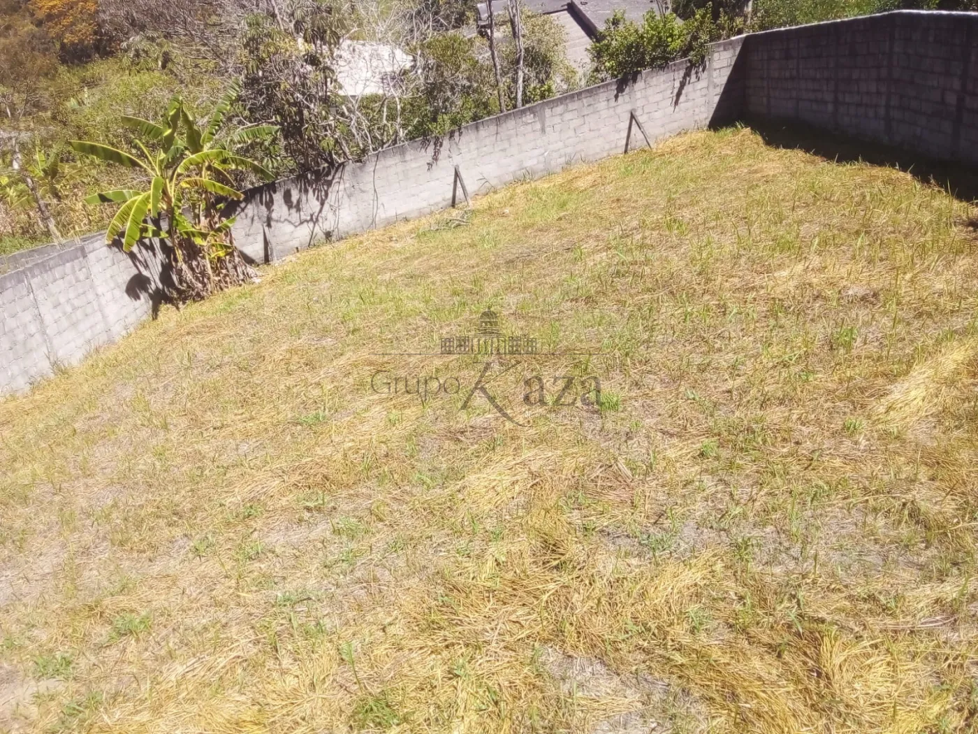 Foto 3 de Terreno Padrão em Veraneio Irajá, Jacareí - imagem 3