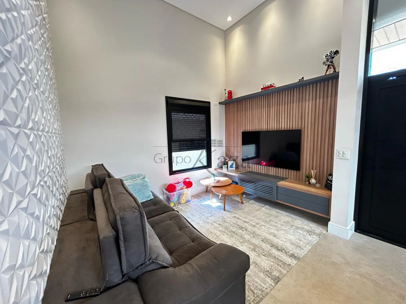 Foto 2 de Casa Condomínio em Jardim Panorama, Jacareí - imagem 2