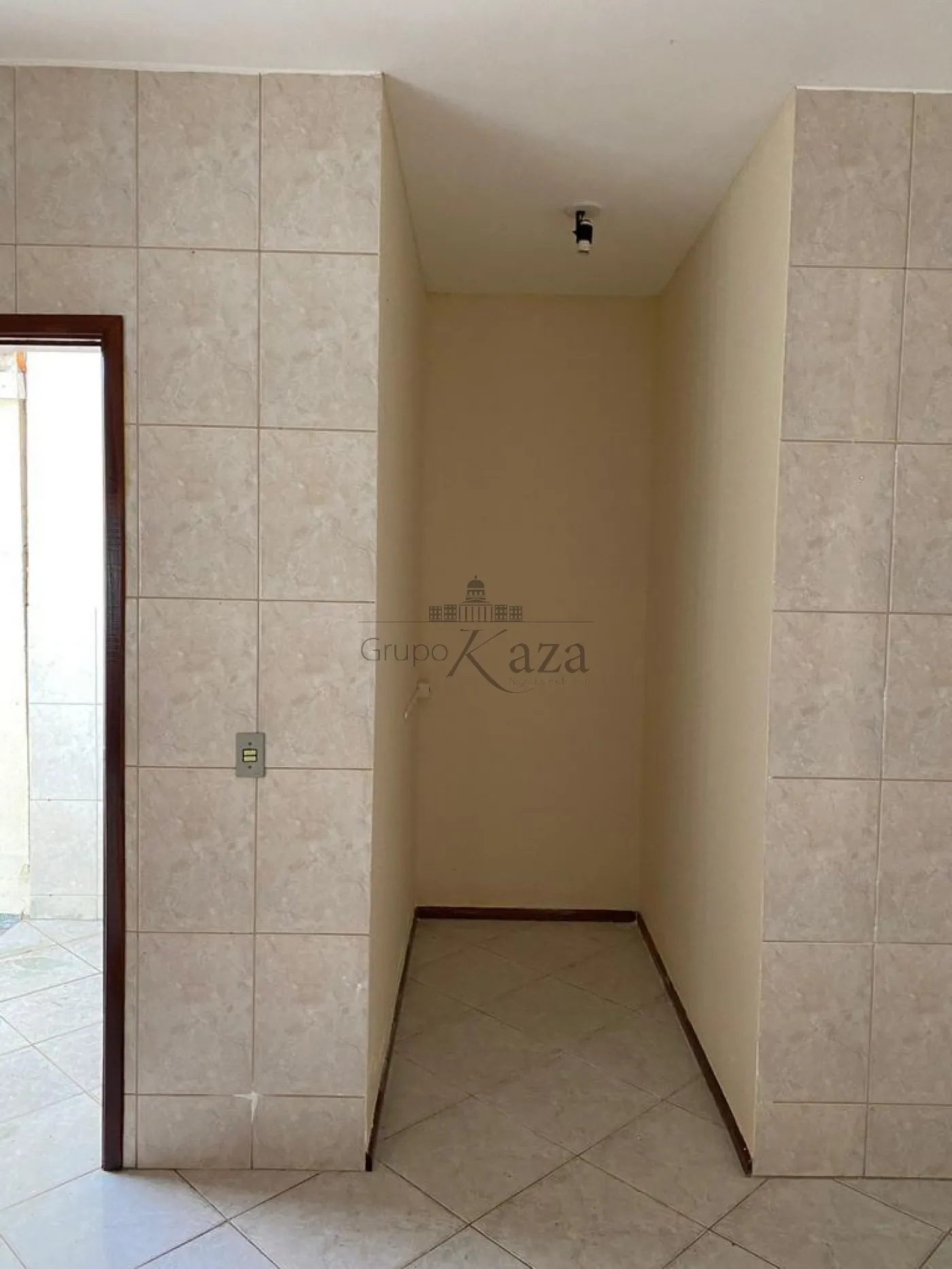 Foto 4 de Casa Sobrado em Jardim Madureira, São José dos Campos - imagem 4