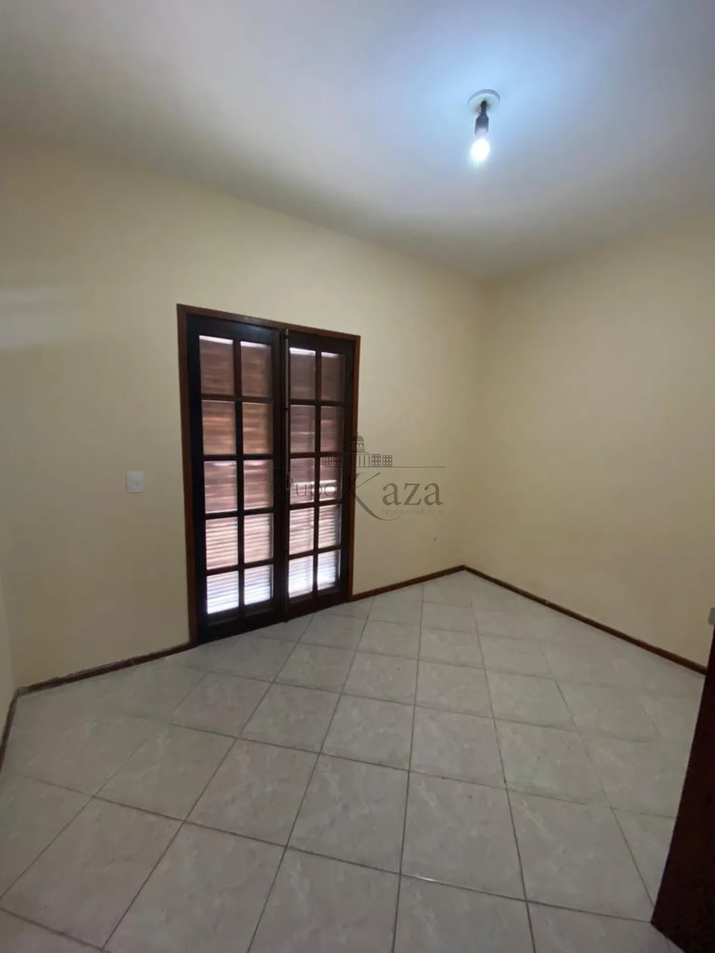 Foto 6 de Casa Sobrado em Jardim Madureira, São José dos Campos - imagem 6