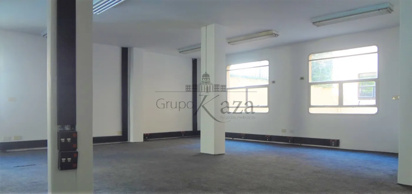 Foto 1 de Comercial Prédio condomínio em Jardim Paulista, São Paulo - imagem 1