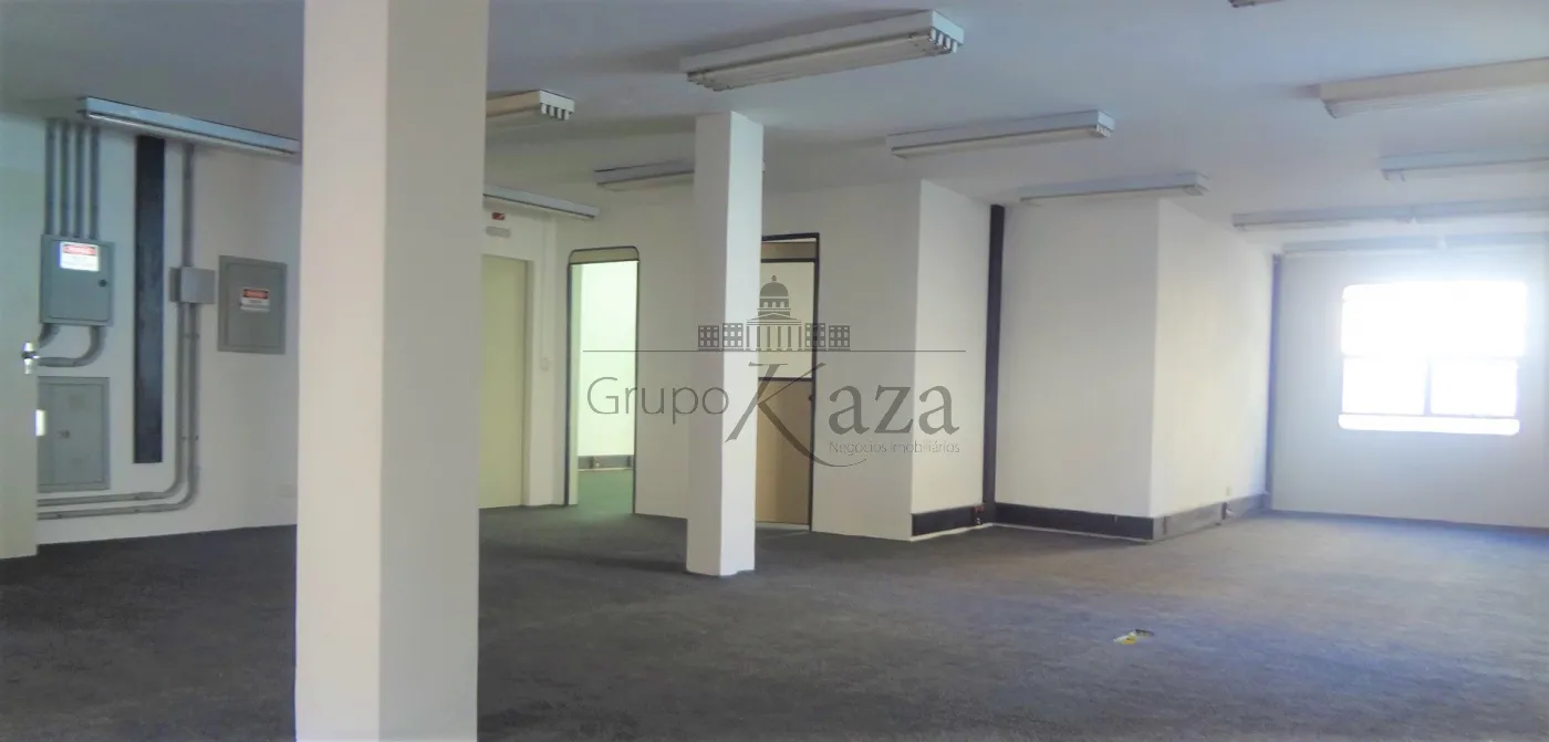 Foto 3 de Comercial Prédio condomínio em Jardim Paulista, São Paulo - imagem 3