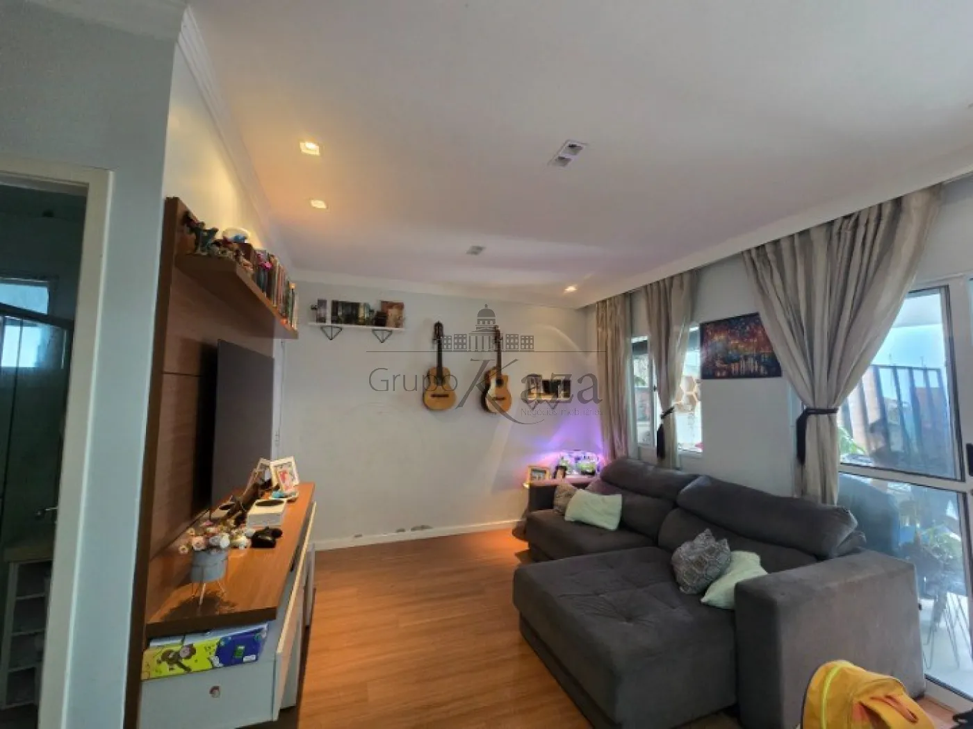 Foto 2 de Casa Condomínio em Eugênio de Melo, São José dos Campos - imagem 2