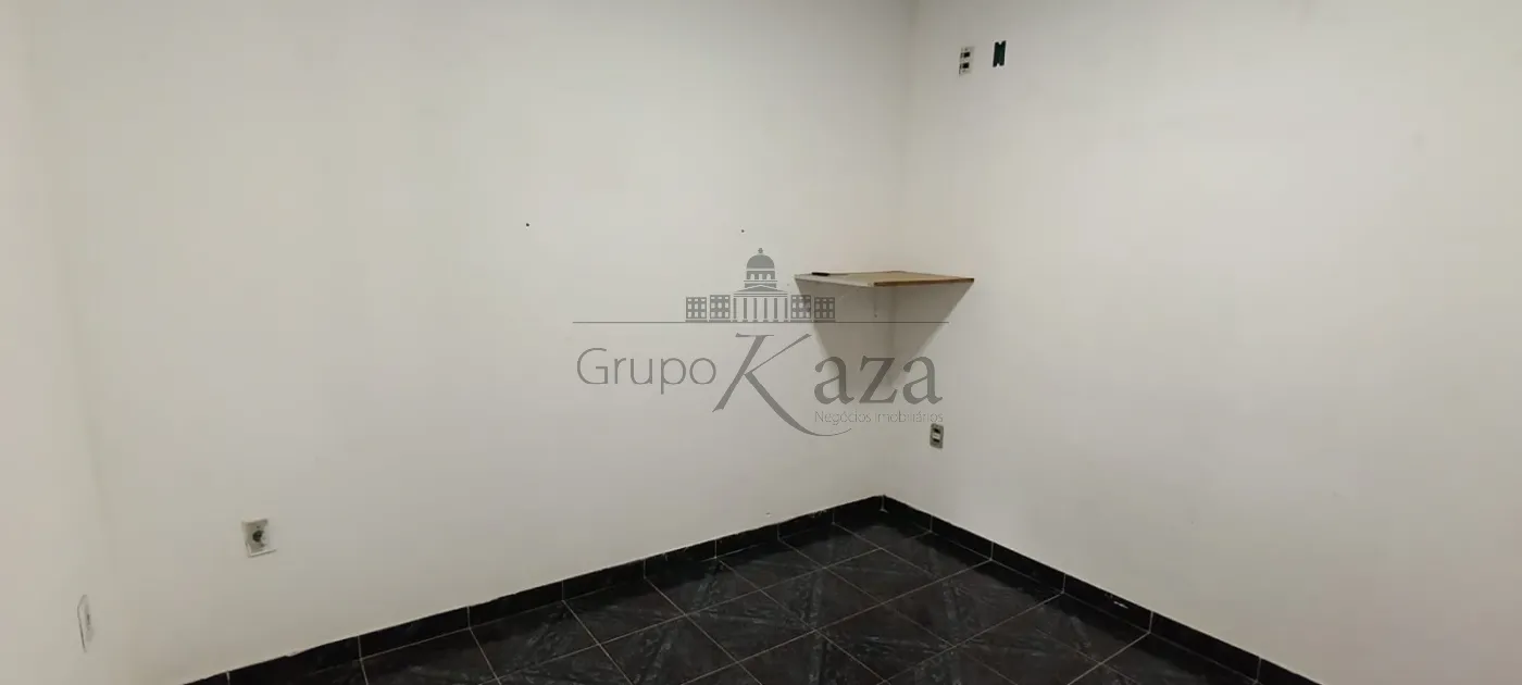 Foto 46 de Casa Sobrado em Freitas, São José dos Campos - imagem 46