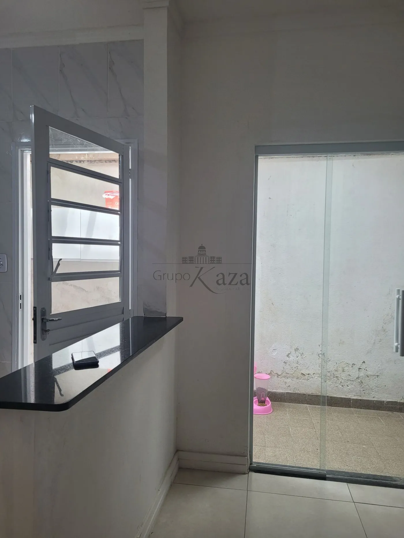 Foto 4 de Casa Padrão em Jardim Santa Inês I, São José dos Campos - imagem 4