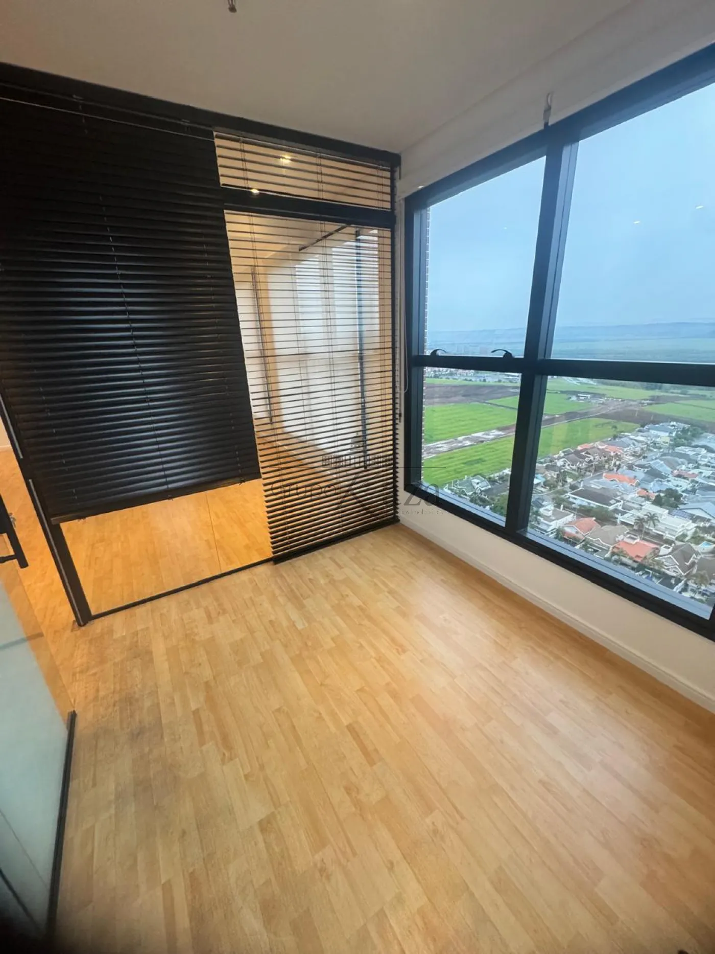 Foto 5 de Comercial Sala Condomínio em Parque Residencial Aquarius, São José dos Campos - imagem 5