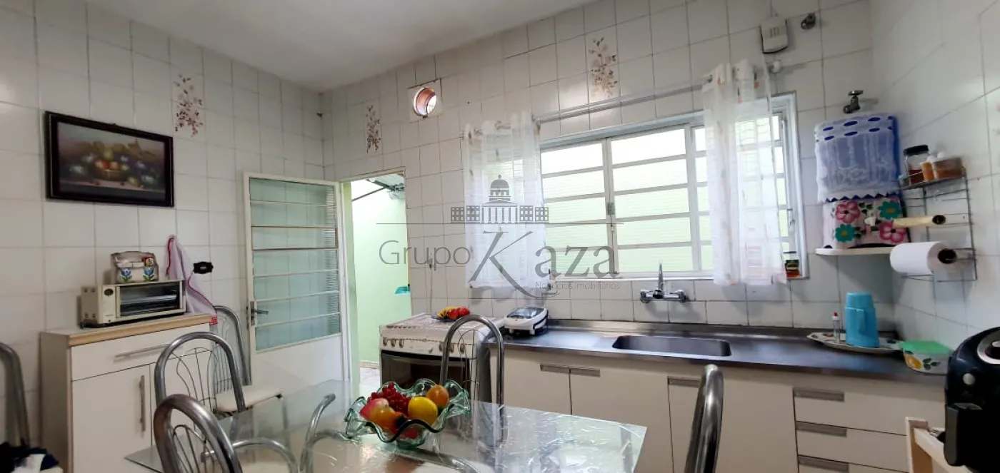 Foto 2 de Casa Térrea em Centro, Jacareí - imagem 2