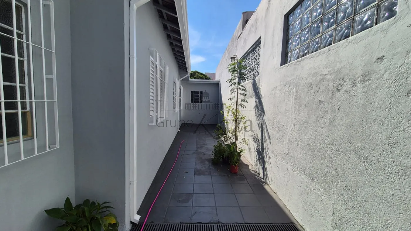 Foto 12 de Casa Padrão em Centro, Jacareí - imagem 12