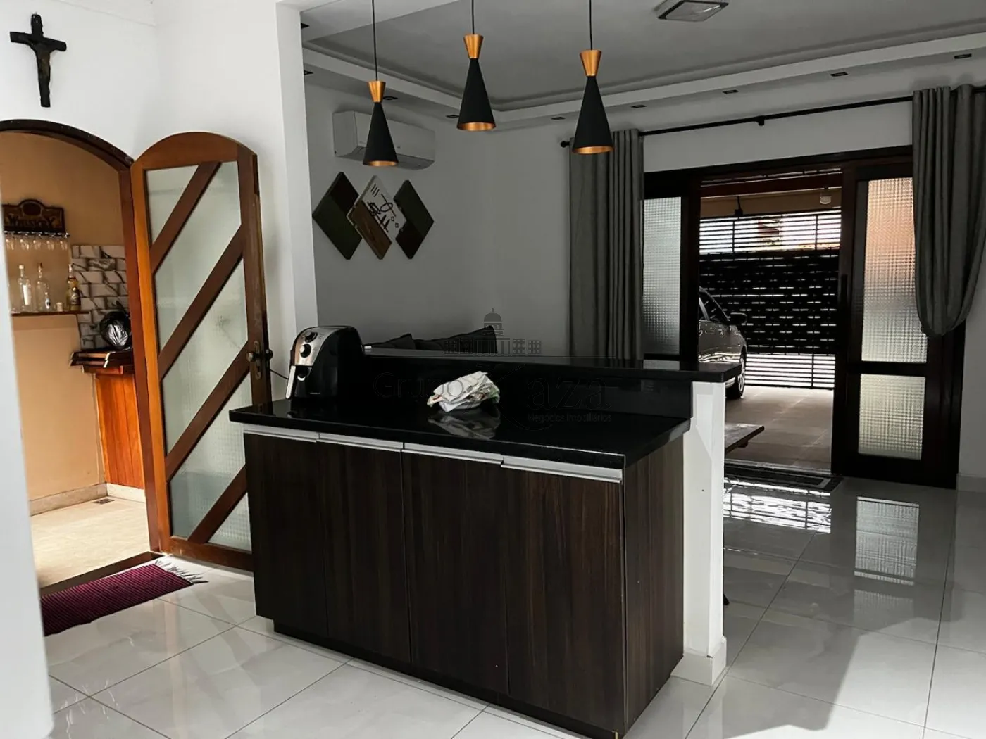 Foto 3 de Casa Padrão em Jardim Santa Marina, Jacareí - imagem 3