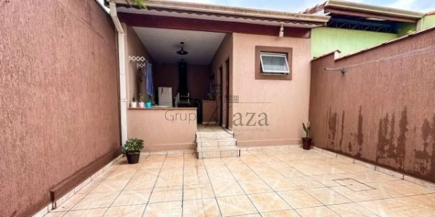 Foto 9 de Casa Padrão em Vila Indústrial, São José dos Campos - imagem 9