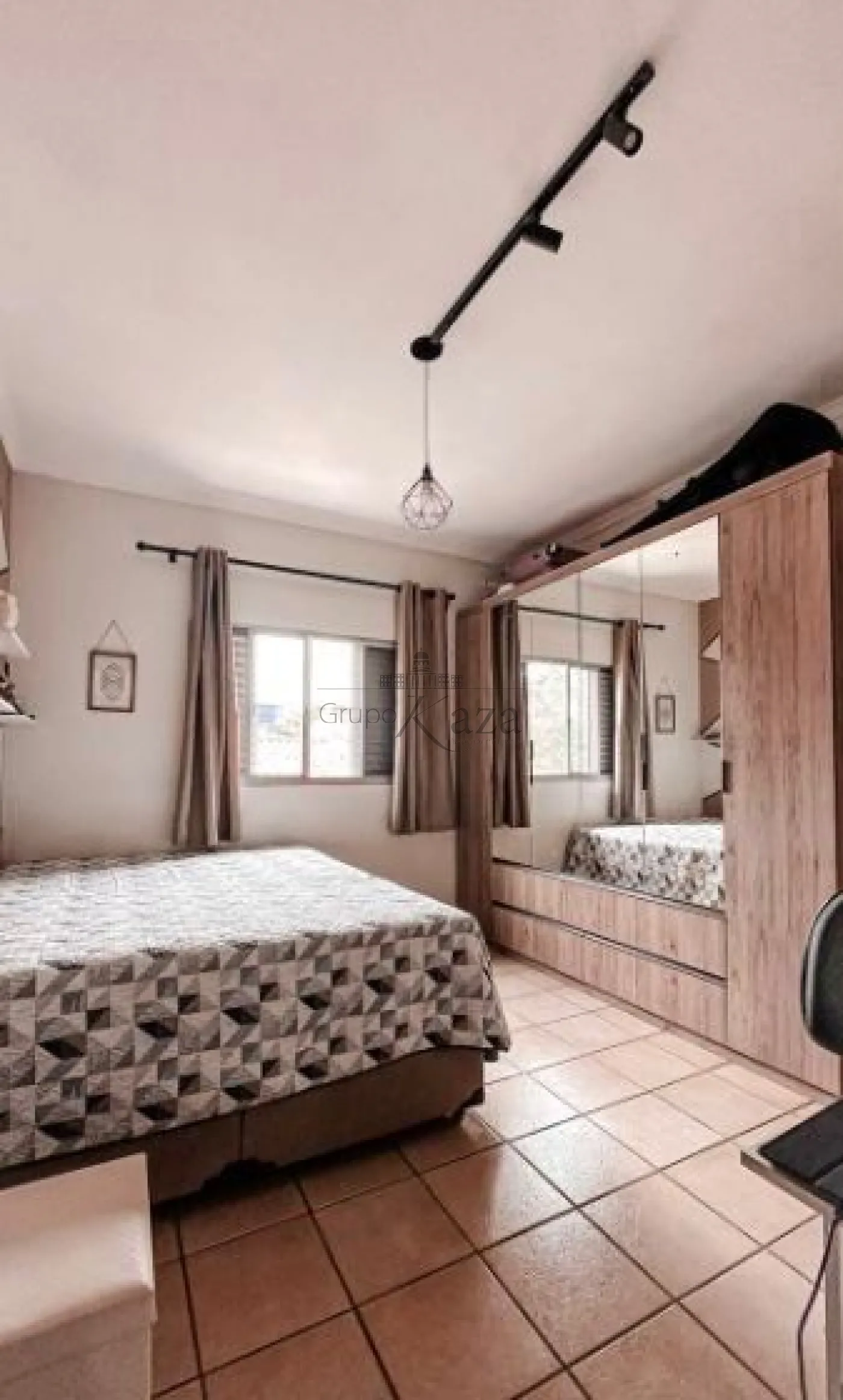 Foto 6 de Casa Padrão em Vila Indústrial, São José dos Campos - imagem 6