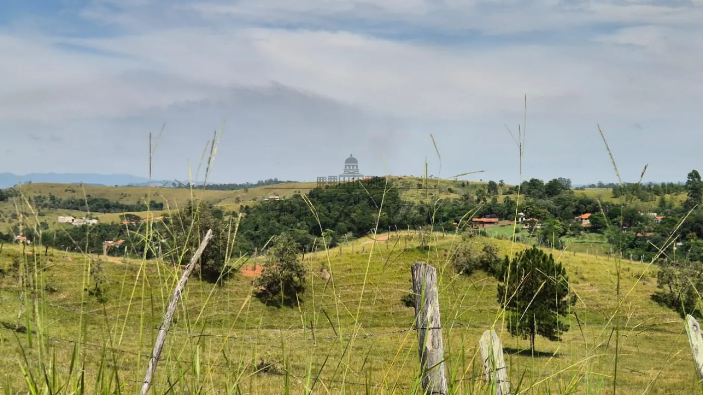 Foto 2 de Terreno Padrão em Veraneio Irajá, Jacareí - imagem 2