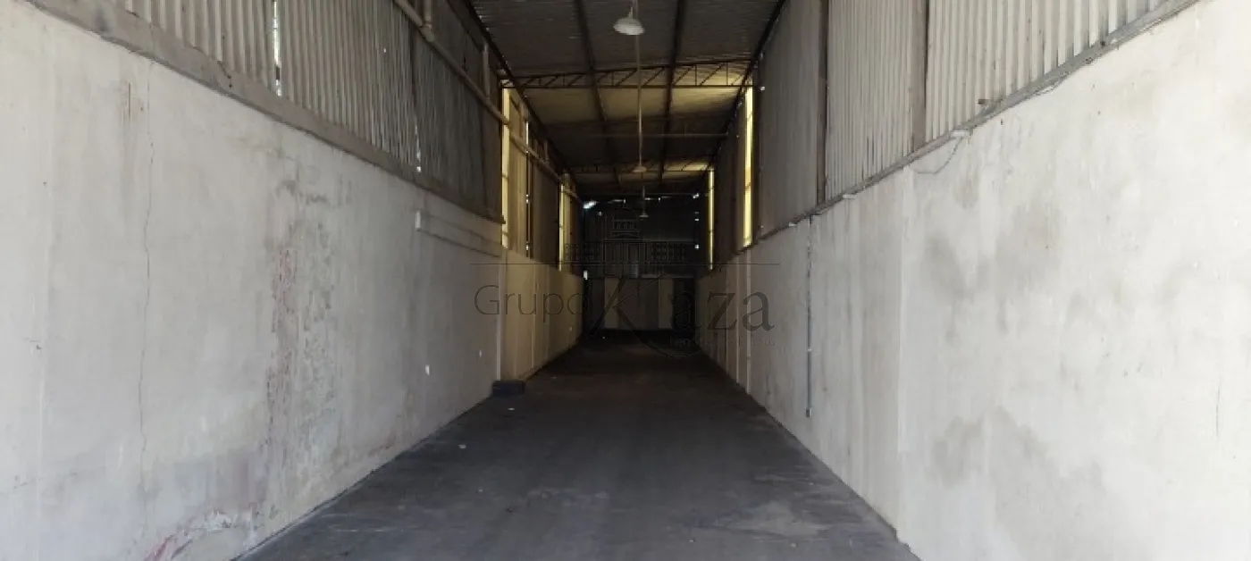 Foto 3 de Comercial Galpão em Chácaras Reunidas, São José dos Campos - imagem 3