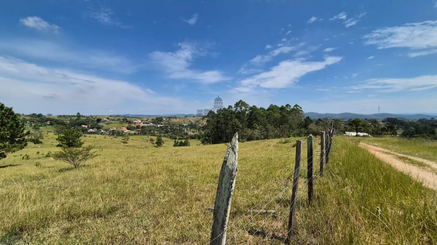 Foto 1 de Terreno Padrão em Veraneio Irajá, Jacareí - imagem 1