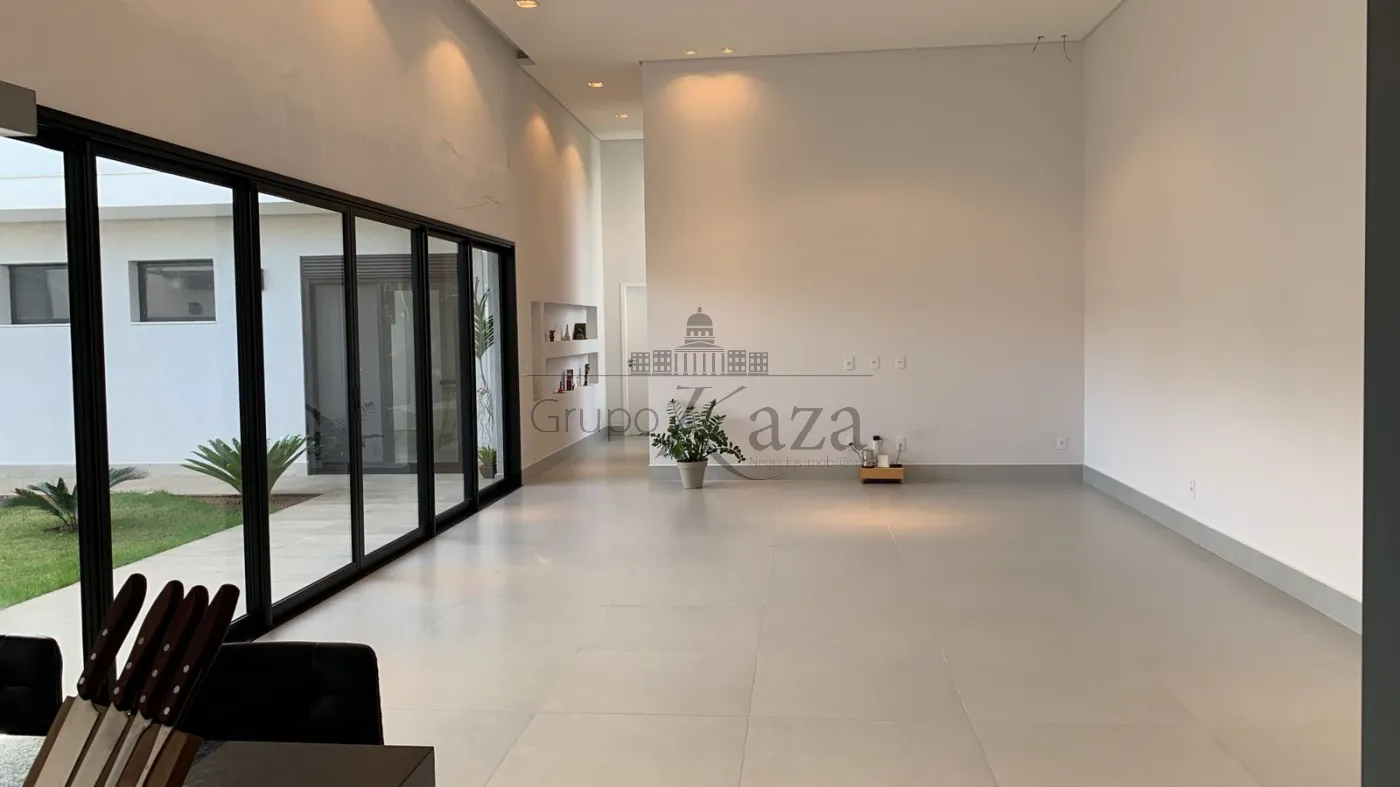 Foto 4 de Casa Condomínio em Chácara São Félix, Taubaté - imagem 4