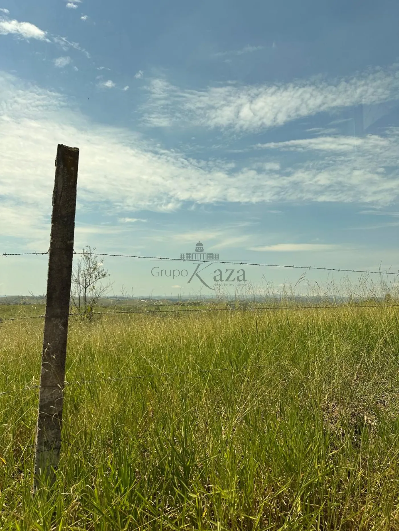 Foto 8 de Terreno Padrão em Veraneio Irajá, Jacareí - imagem 8