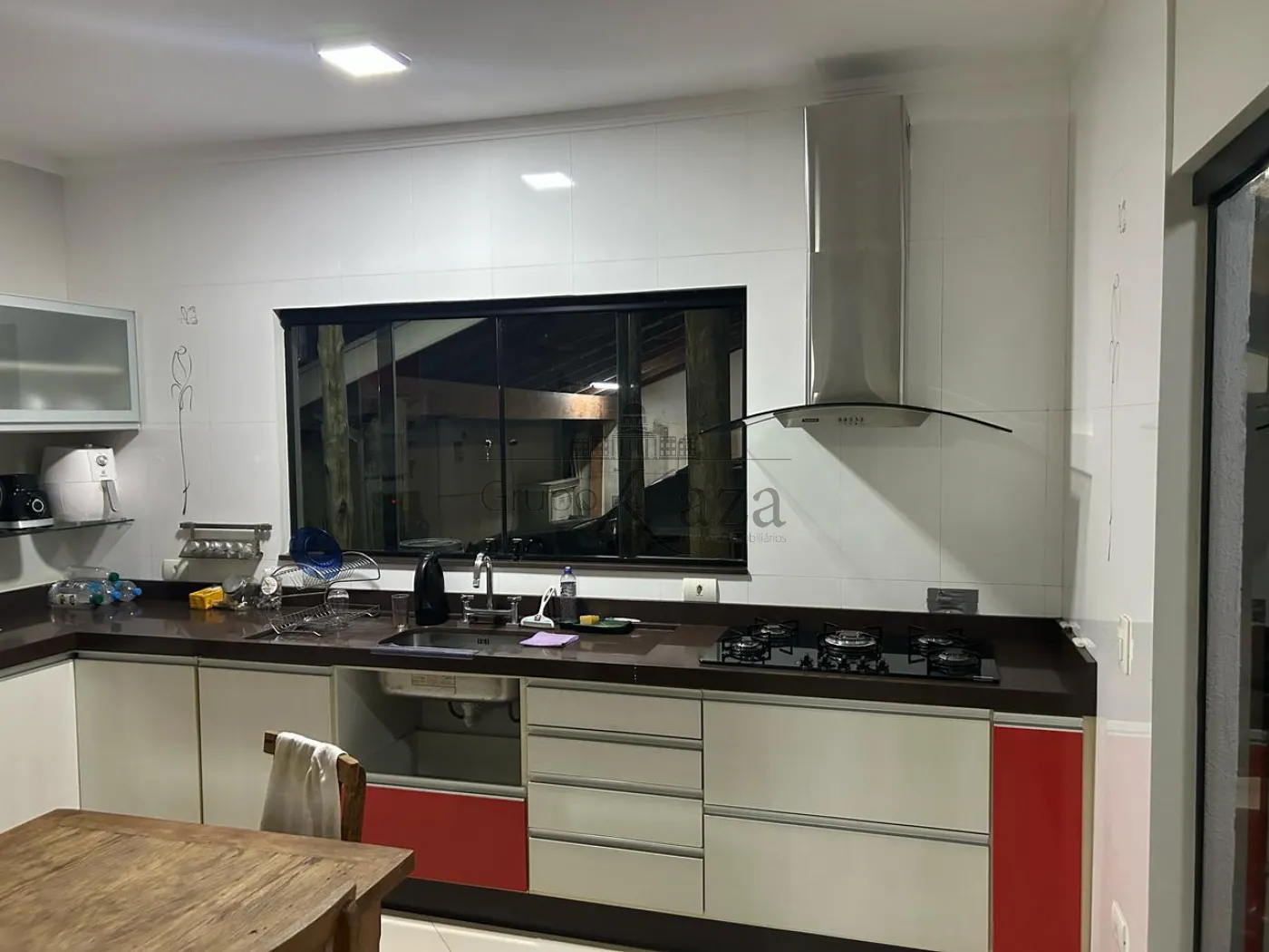 Foto 3 de Casa Padrão em Putim, São José dos Campos - imagem 3