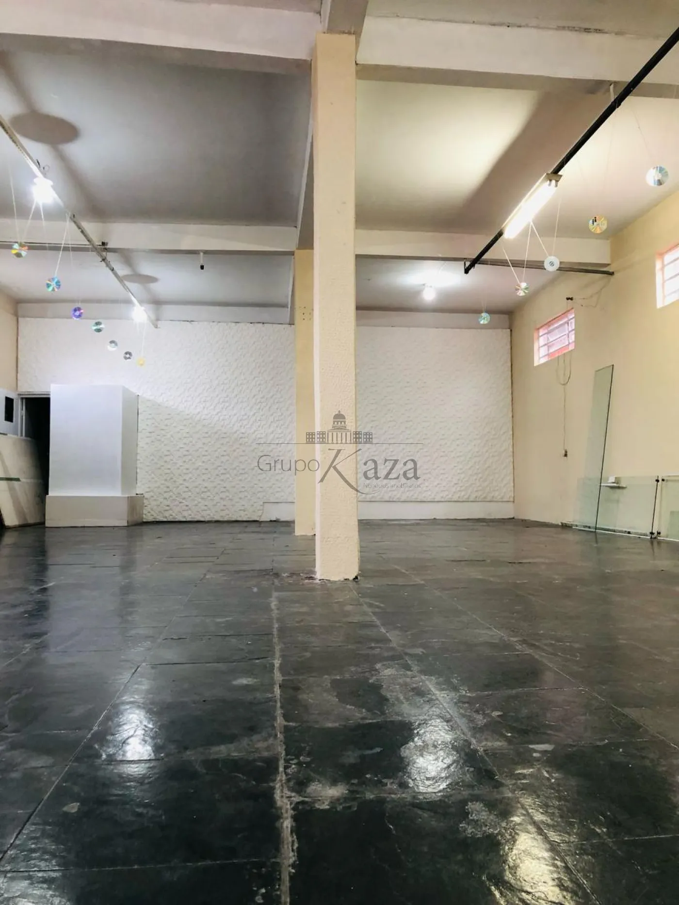 Foto 2 de Comercial Ponto Comercial em Jardim da Granja, São José dos Campos - imagem 2