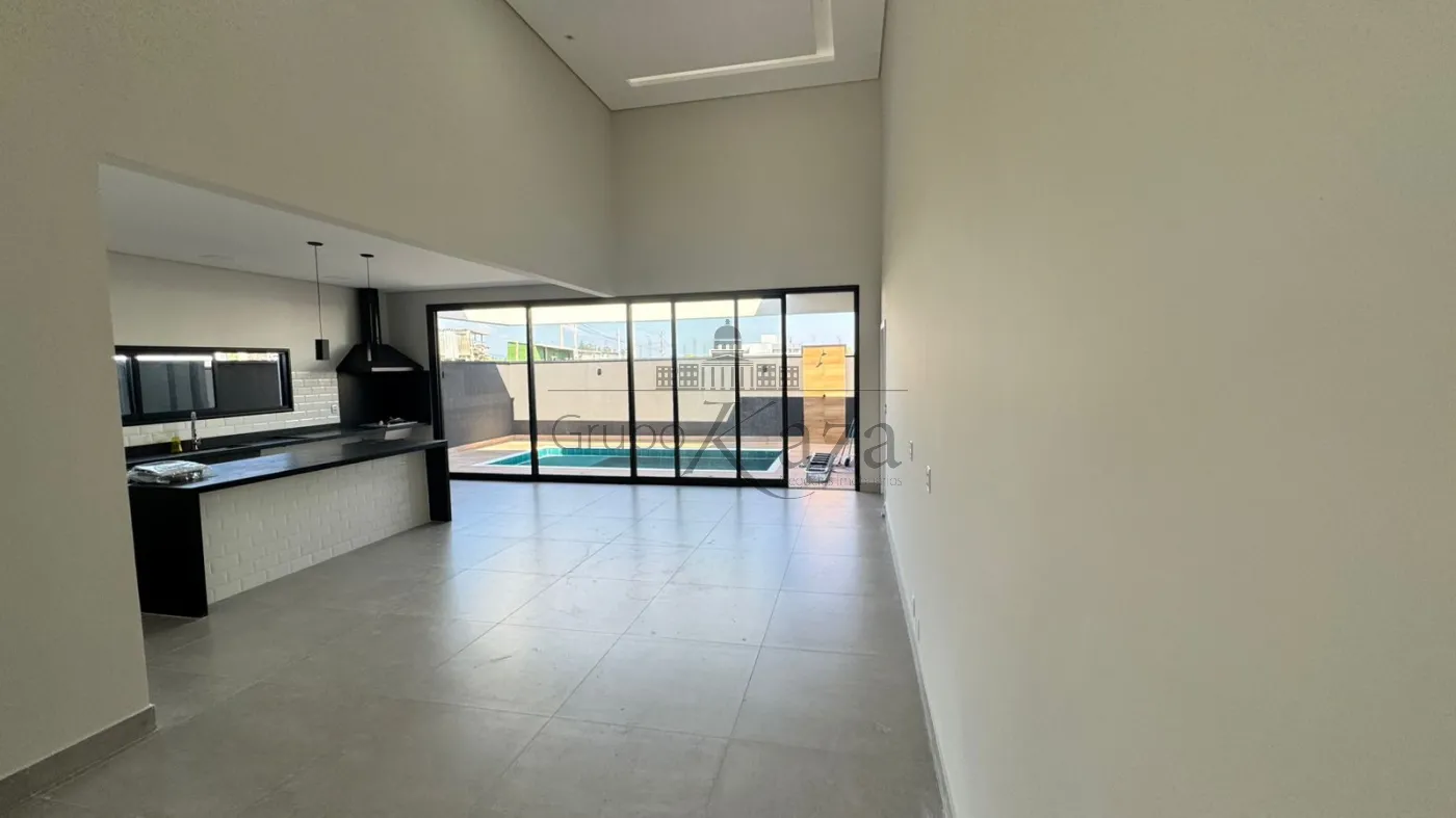 Foto 3 de Casa Condomínio em Parque Residencial Maria Elmira, Caçapava - imagem 3