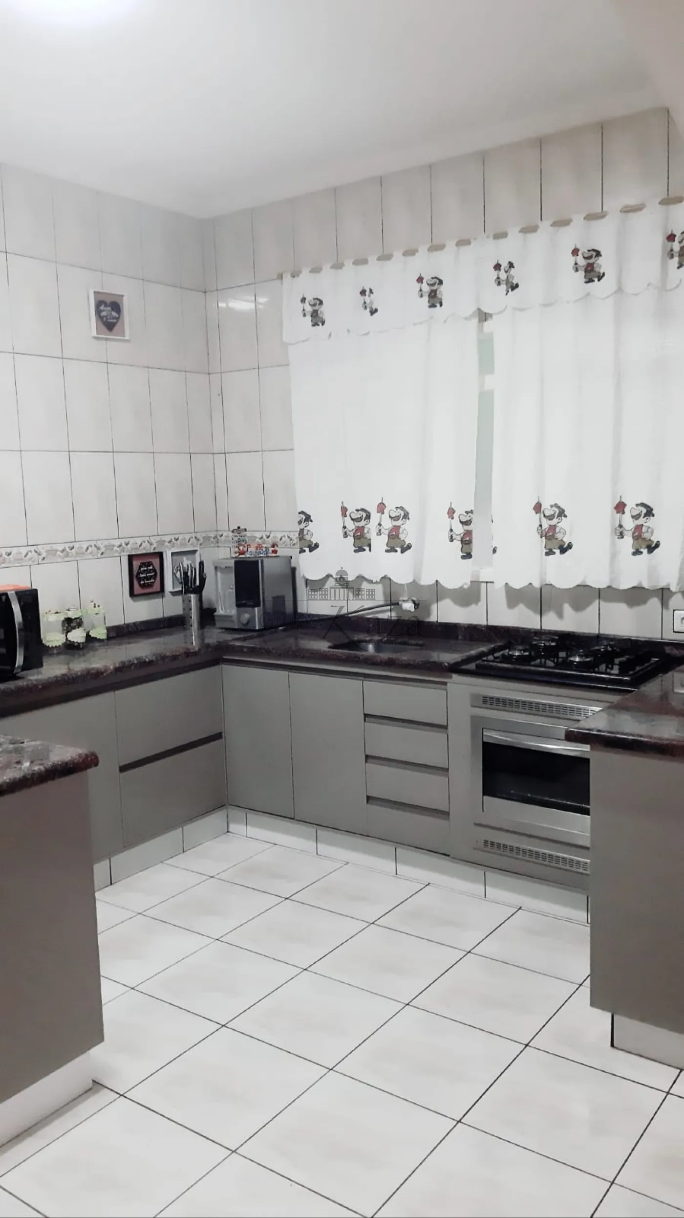 Foto 4 de Casa Sobrado em Jardim Santa Marina, Jacareí - imagem 4