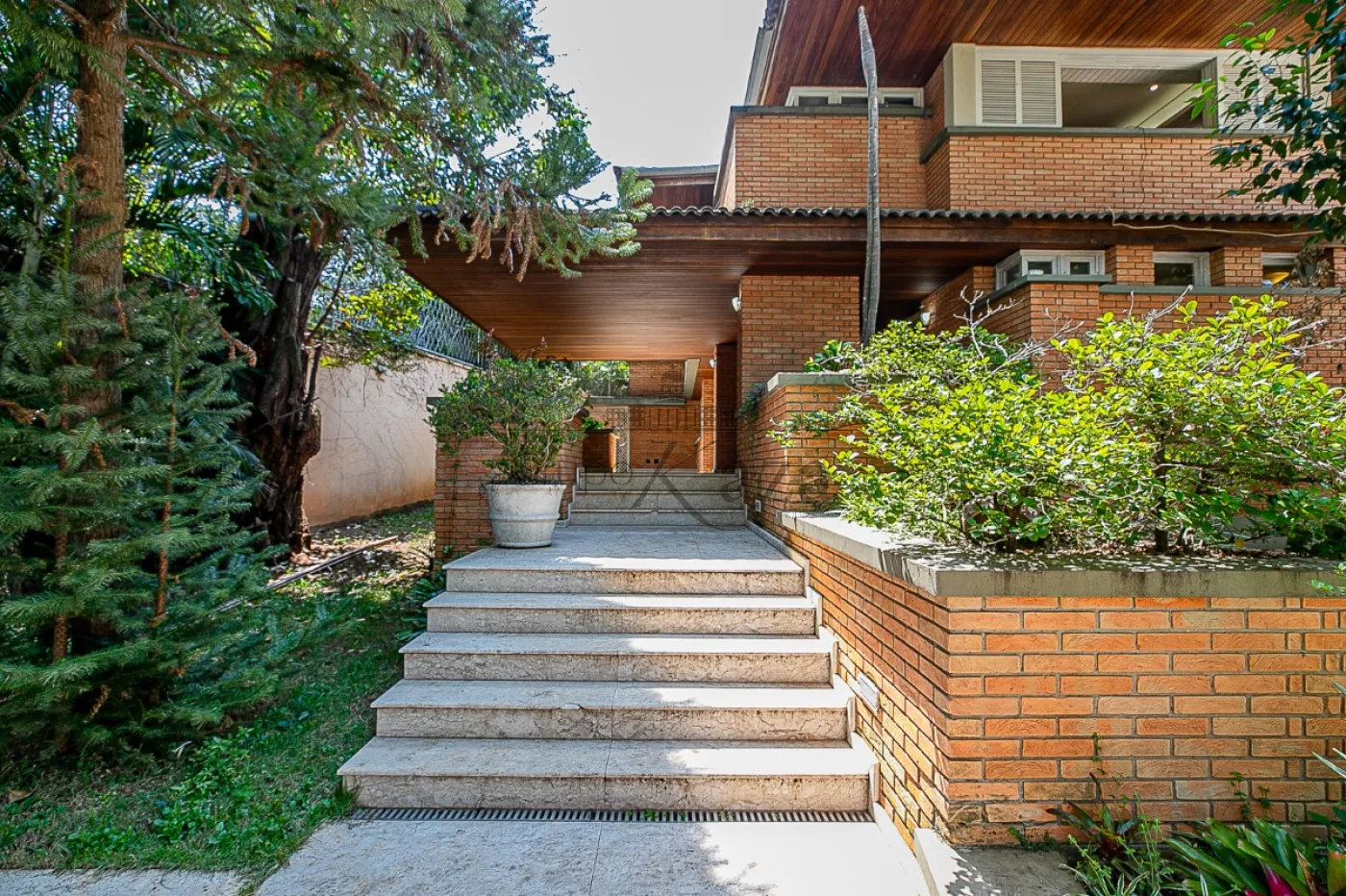 Foto 1 de Casa Padrão em Alto da Boa Vista, São Paulo - imagem 1