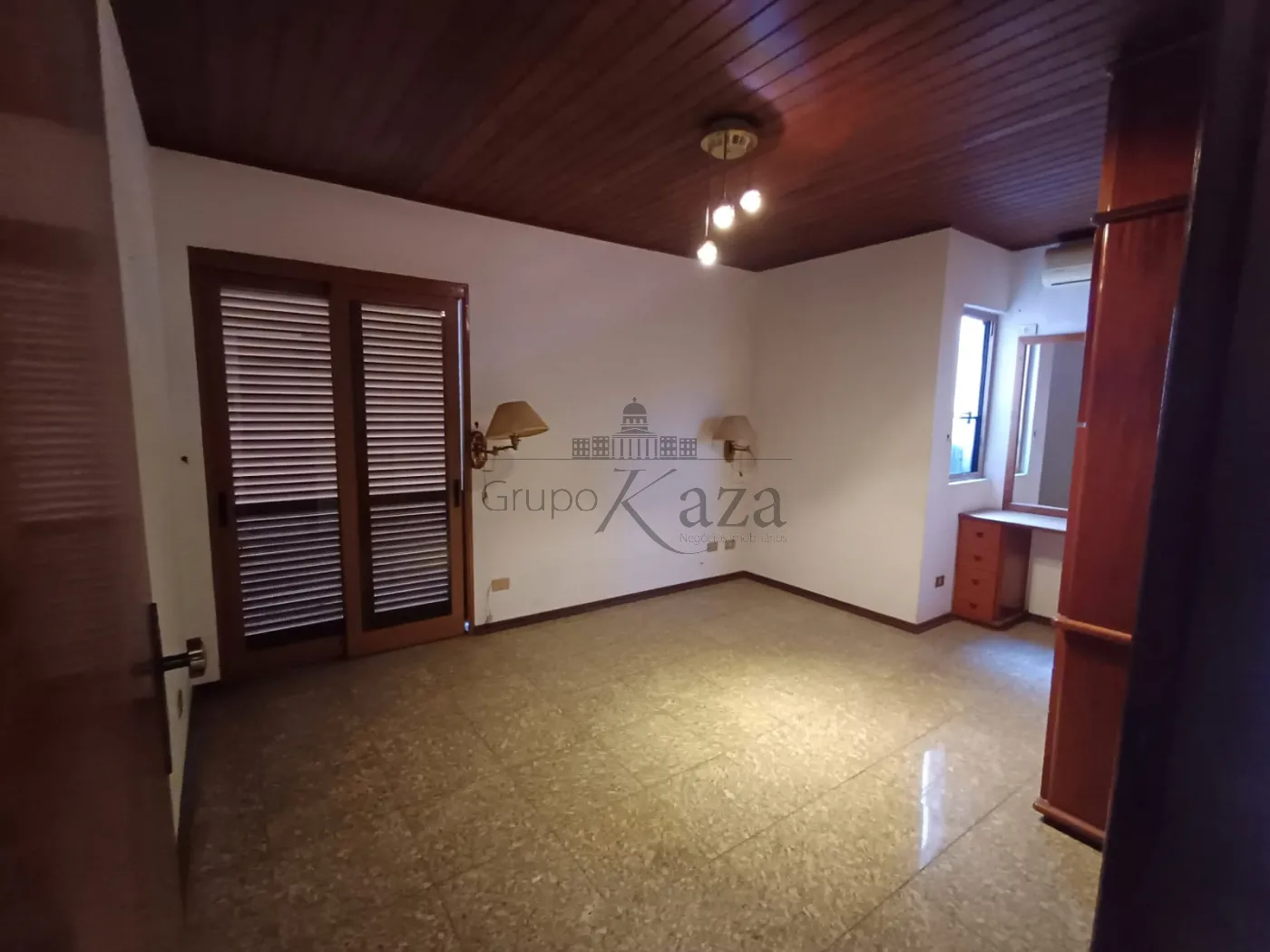 Foto 13 de Comercial Casa em Vila Adyana, São José dos Campos - imagem 13