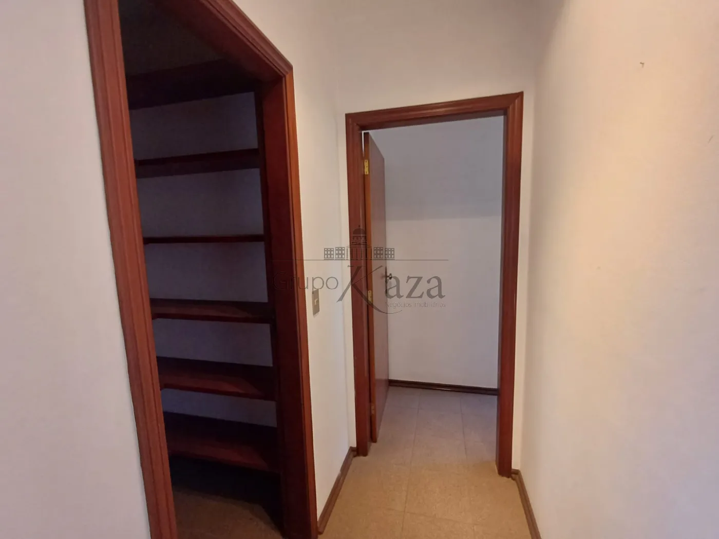Foto 49 de Comercial Casa em Vila Adyana, São José dos Campos - imagem 49