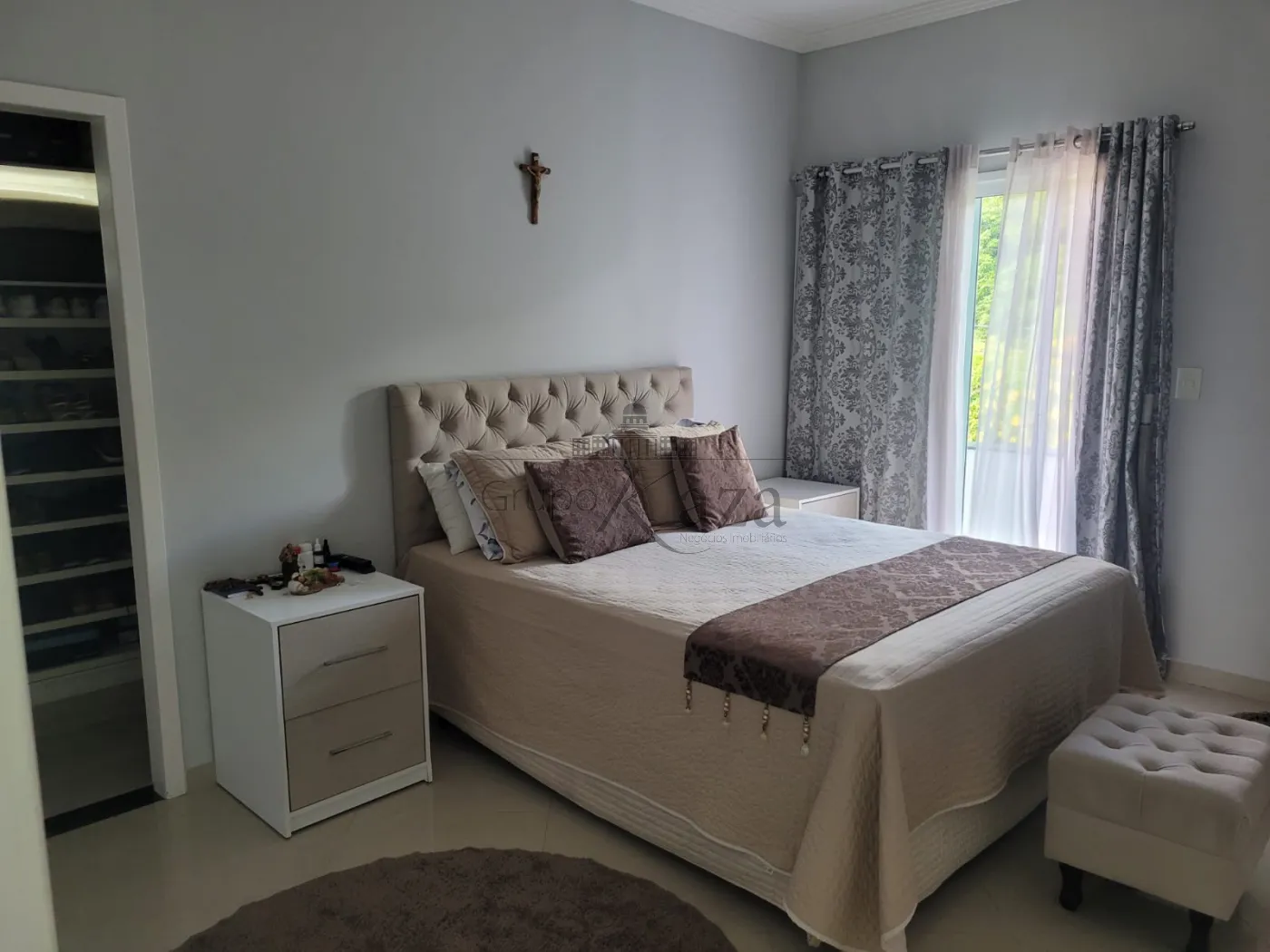 Foto 8 de Casa Condomínio em Jardim Califórnia, Jacareí - imagem 8