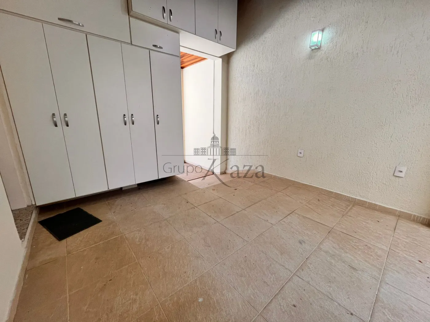 Foto 29 de Casa Condomínio em Jardim das Colinas, São José dos Campos - imagem 29