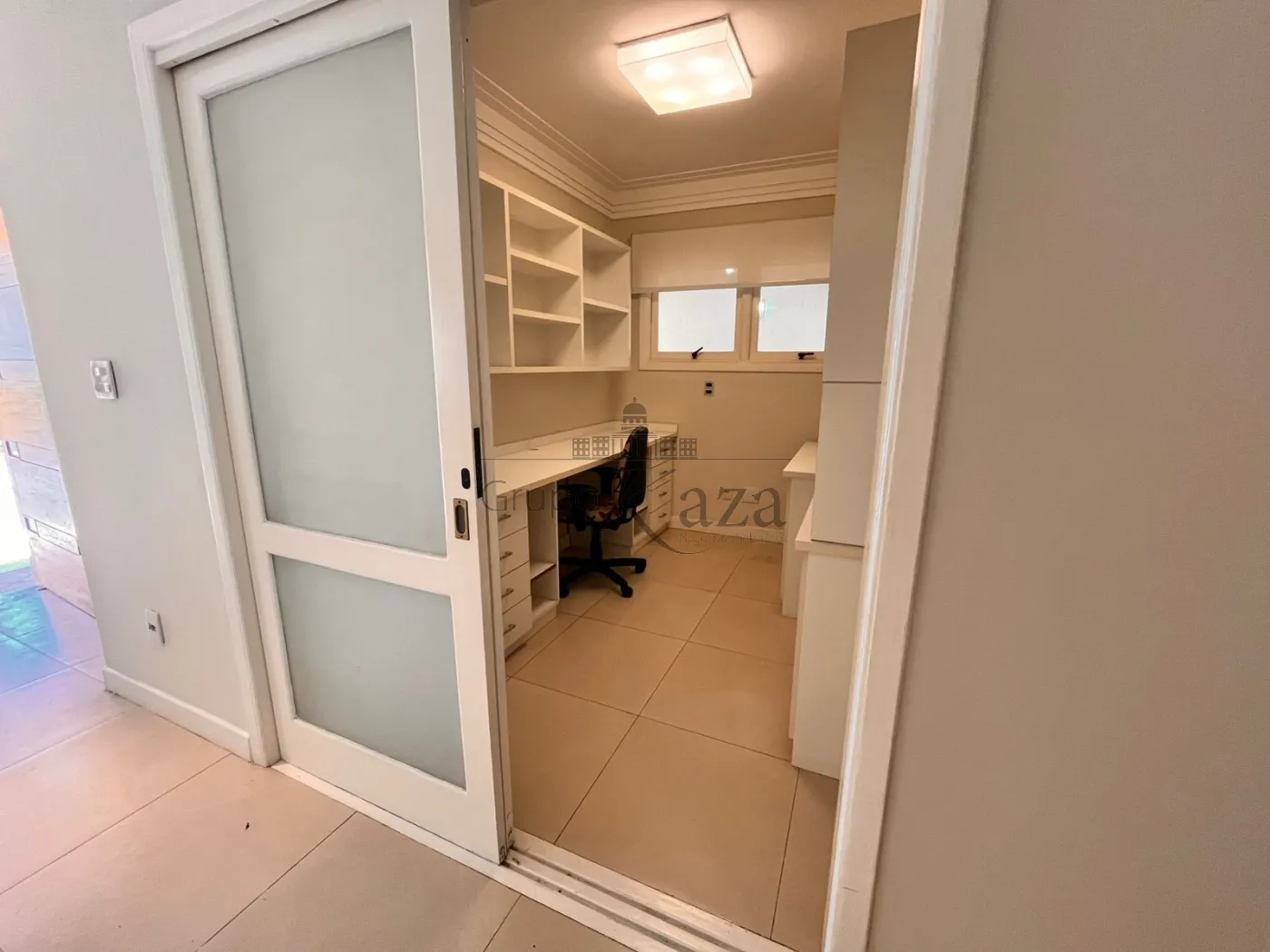 Foto 8 de Casa Condomínio em Jardim das Colinas, São José dos Campos - imagem 8