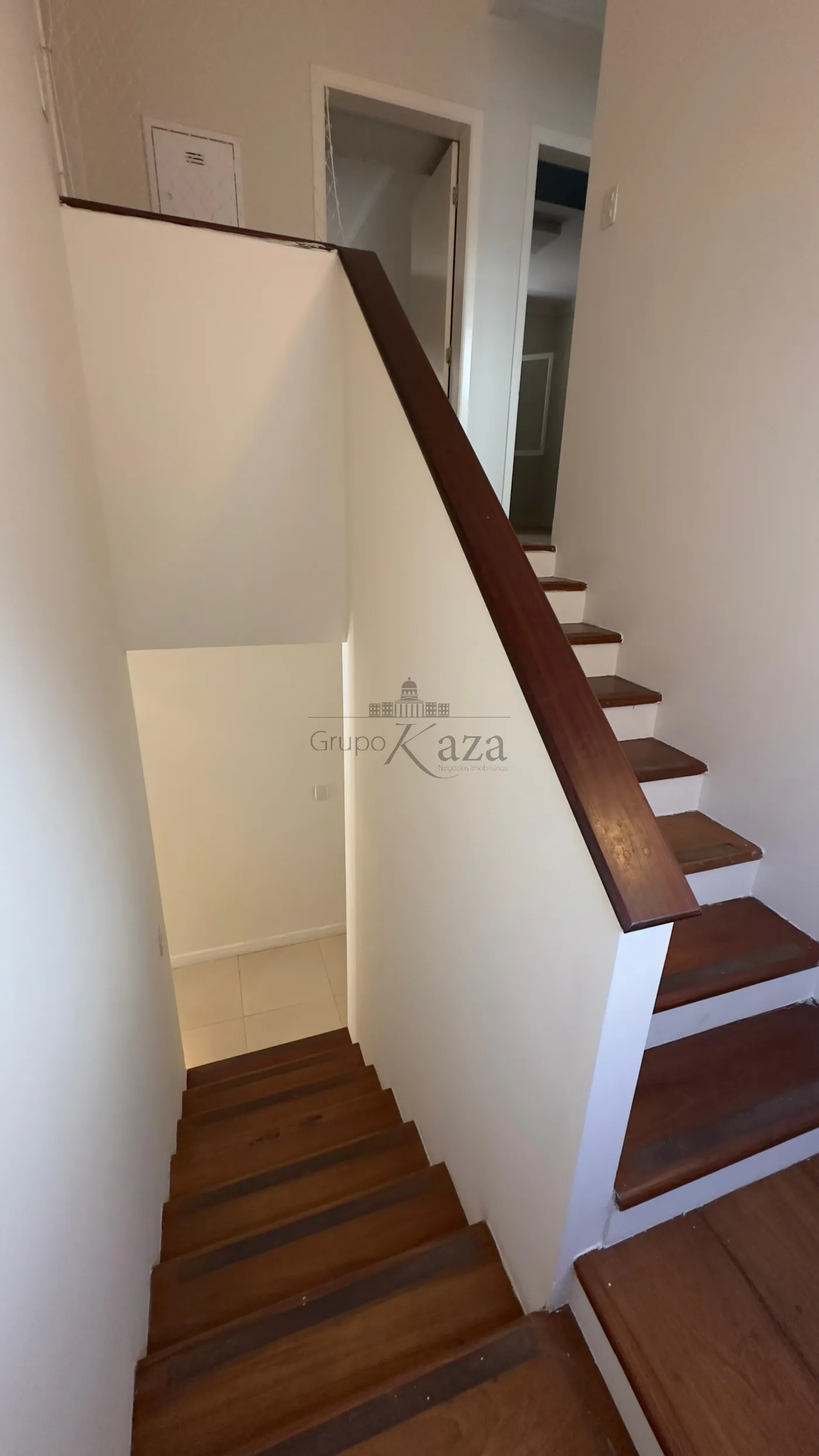 Foto 23 de Casa Condomínio em Jardim das Colinas, São José dos Campos - imagem 23