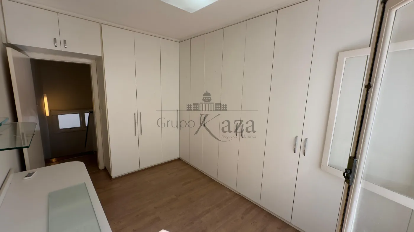 Foto 36 de Casa Condomínio em Jardim das Colinas, São José dos Campos - imagem 36