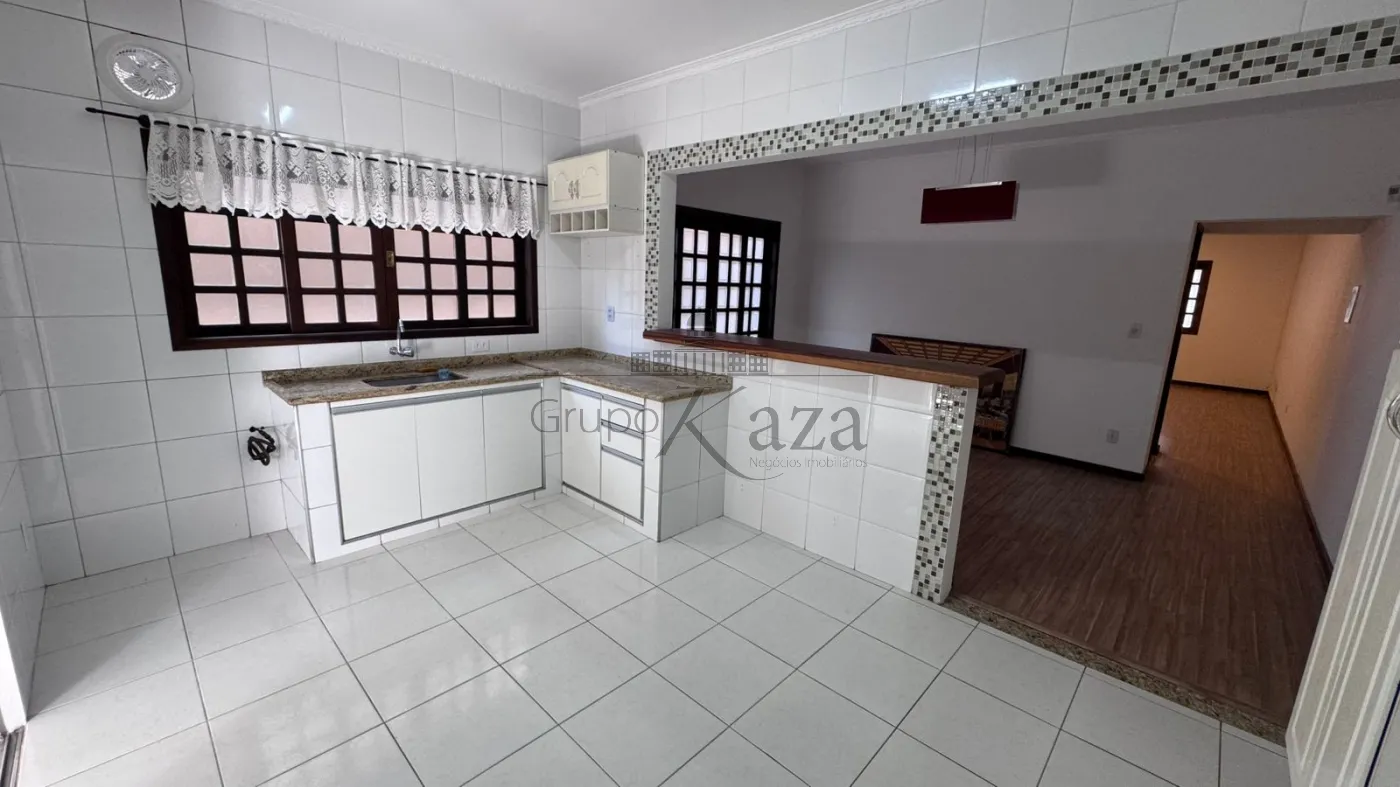 Foto 3 de Casa Sobrado em Residencial De Ville, São José dos Campos - imagem 3