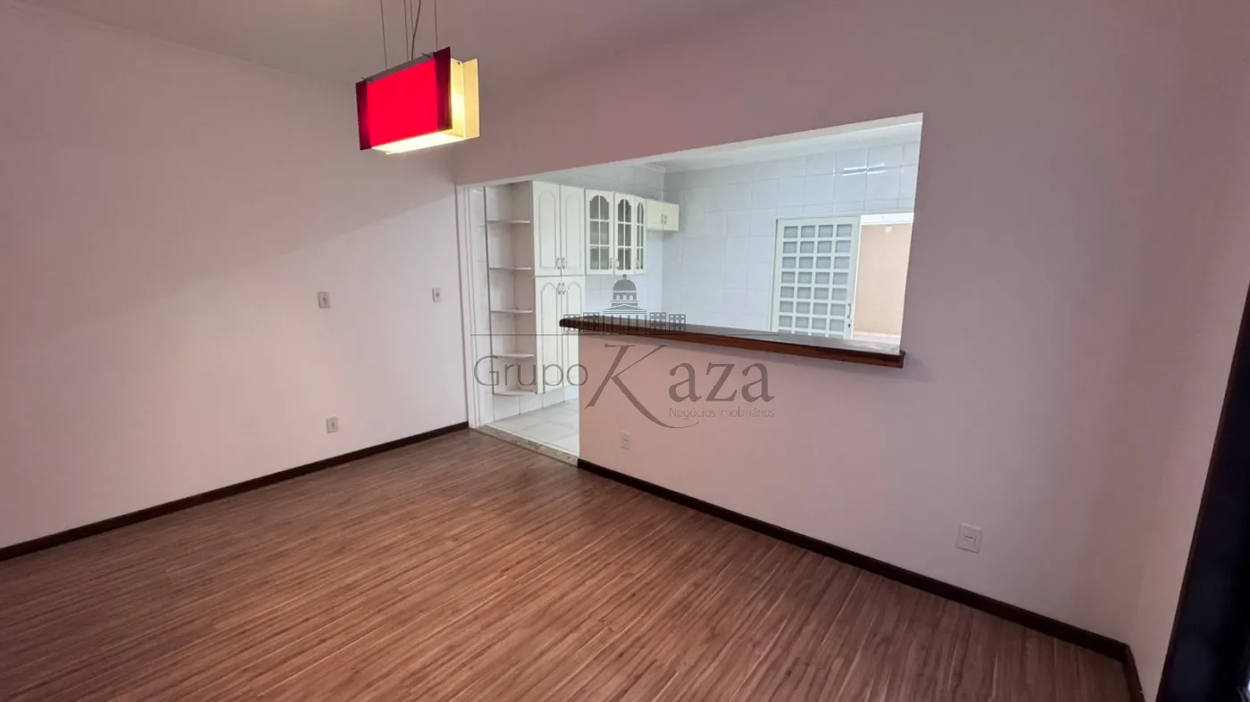 Foto 2 de Casa Sobrado em Residencial De Ville, São José dos Campos - imagem 2