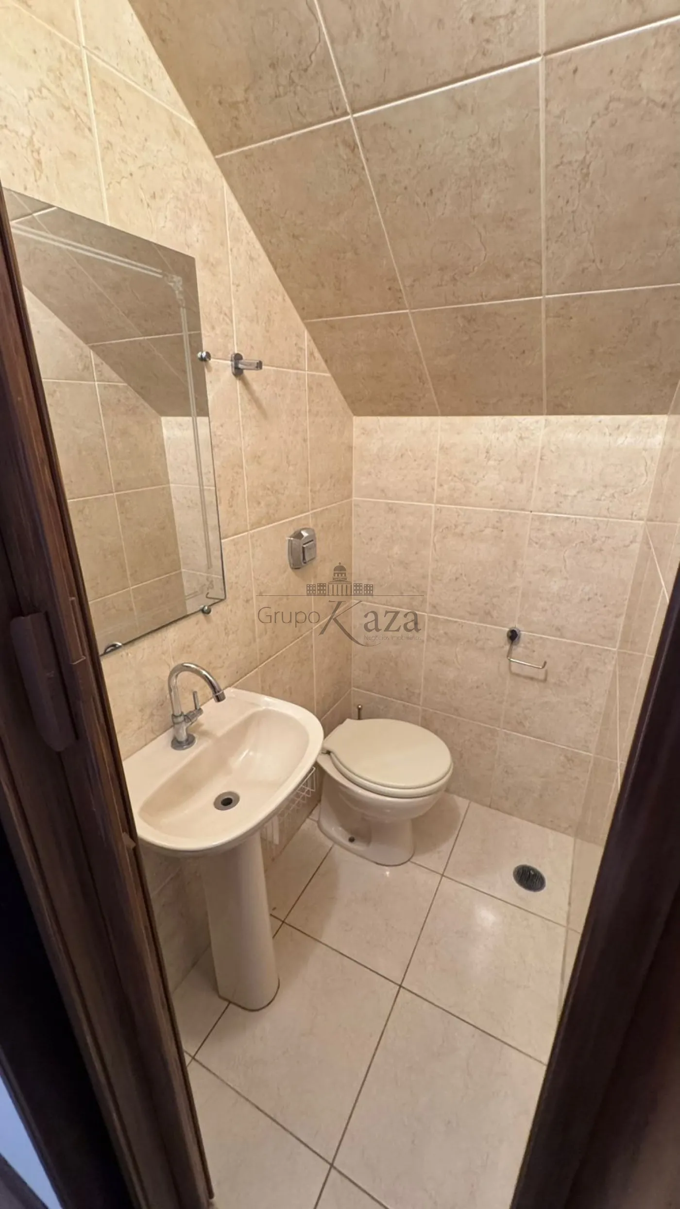Foto 13 de Casa Sobrado em Residencial De Ville, São José dos Campos - imagem 13