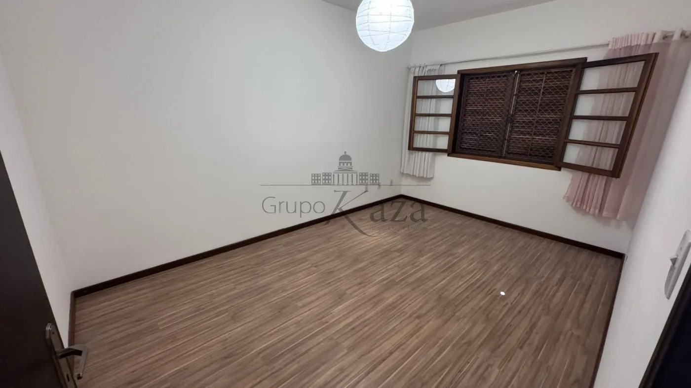Foto 14 de Casa Sobrado em Residencial De Ville, São José dos Campos - imagem 14