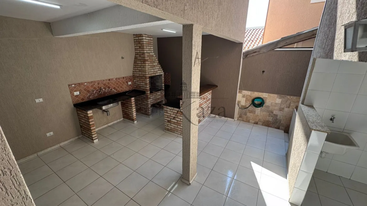 Foto 8 de Casa Sobrado em Residencial De Ville, São José dos Campos - imagem 8