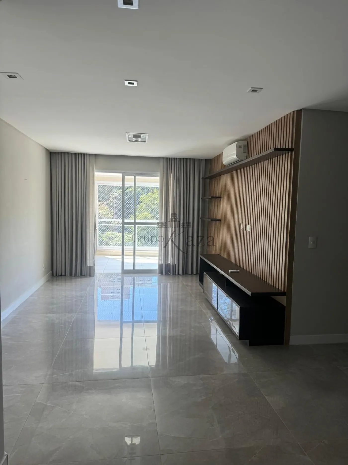 Foto 1 de Apartamento Padrão em Vila Ema, São José dos Campos - imagem 1
