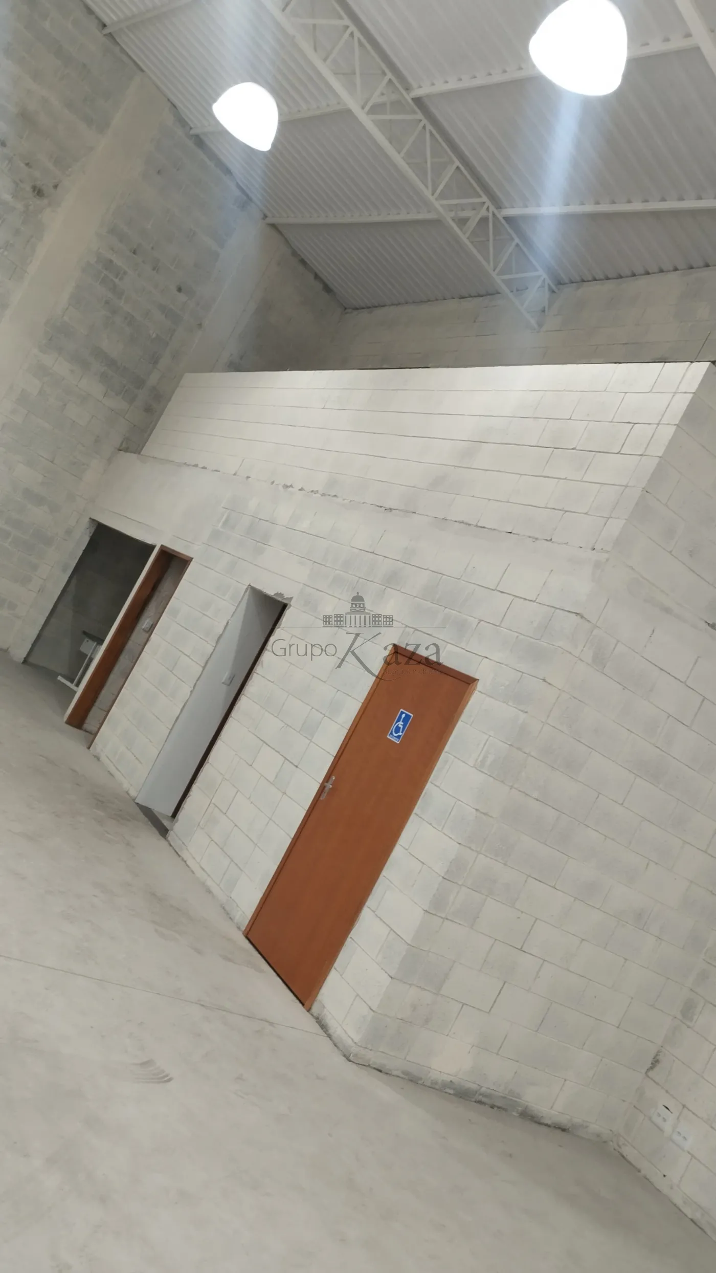 Foto 17 de Comercial Ponto Comercial em Jardim Santa Luzia, São José dos Campos - imagem 17