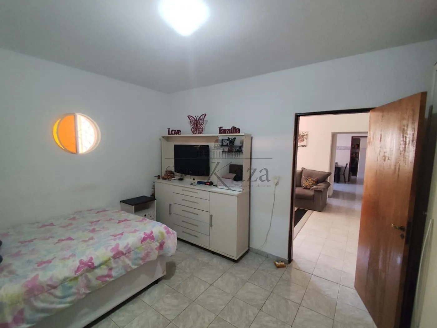Foto 10 de Casa Sobrado em Jardim Pararangaba, São José dos Campos - imagem 10