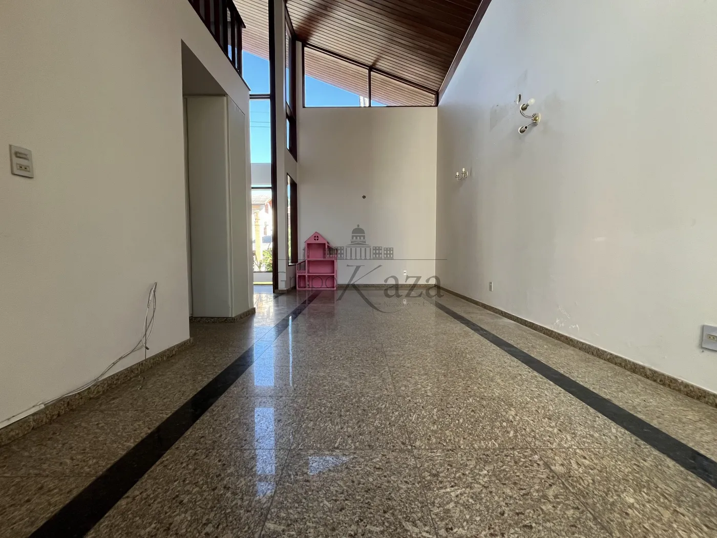 Foto 9 de Casa Condomínio em Jardim das Colinas, São José dos Campos - imagem 9