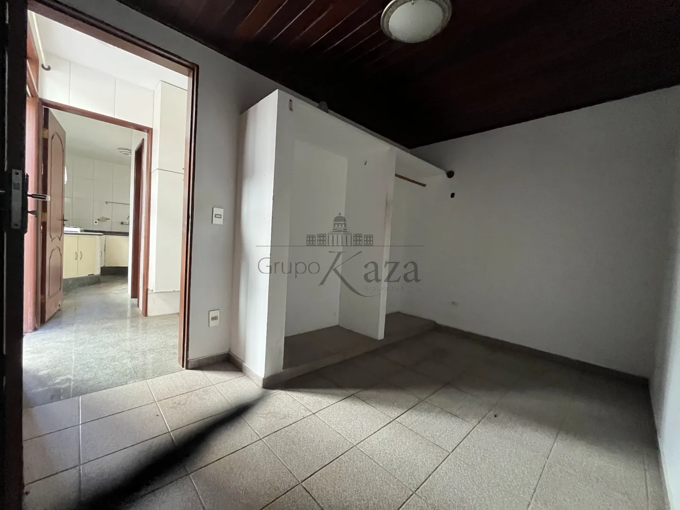 Foto 11 de Casa Condomínio em Jardim das Colinas, São José dos Campos - imagem 11