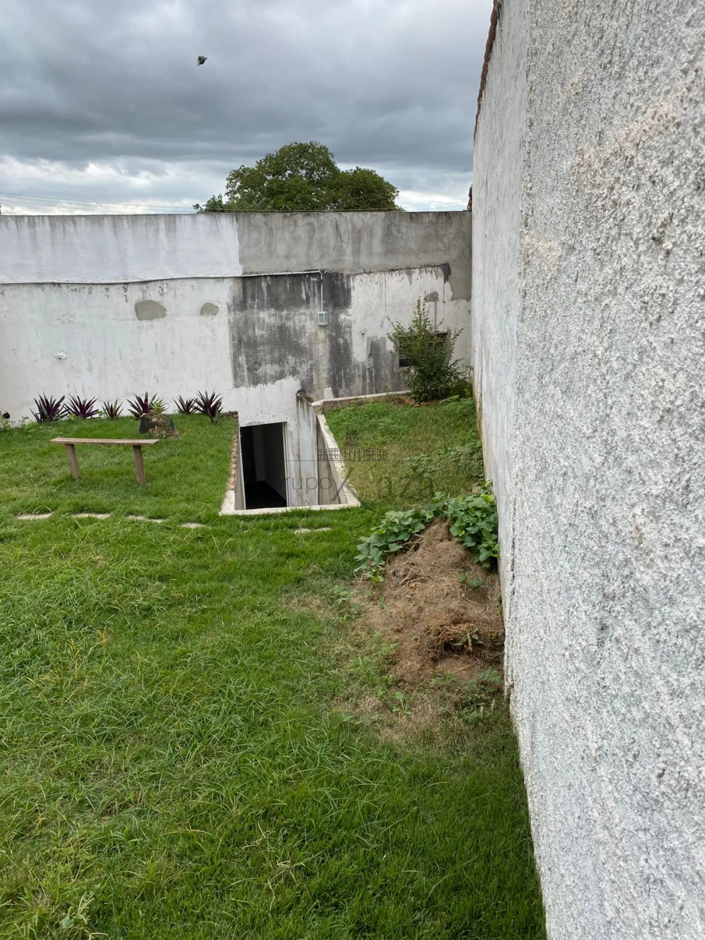 Foto 22 de Casa Padrão em Parque Santo Antônio, Jacareí - imagem 22